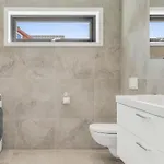 Waterfront House With Hot Tub סבולבאר
