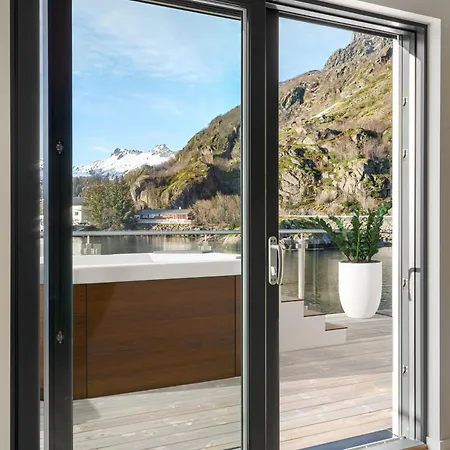 Spectacular Mountain Views With Fireplace And Jacuzzi Holiday home *