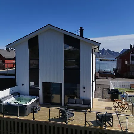 Spectacular Mountain Views With Fireplace And Jacuzzi Holiday home