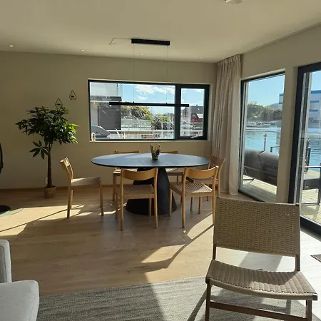 Spectacular Mountain Views With Fireplace And Jacuzzi Свольвер